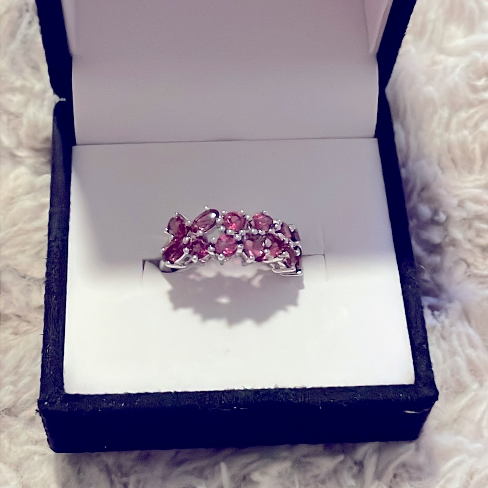 925 Silver Ring with Pink Garnet Stones
